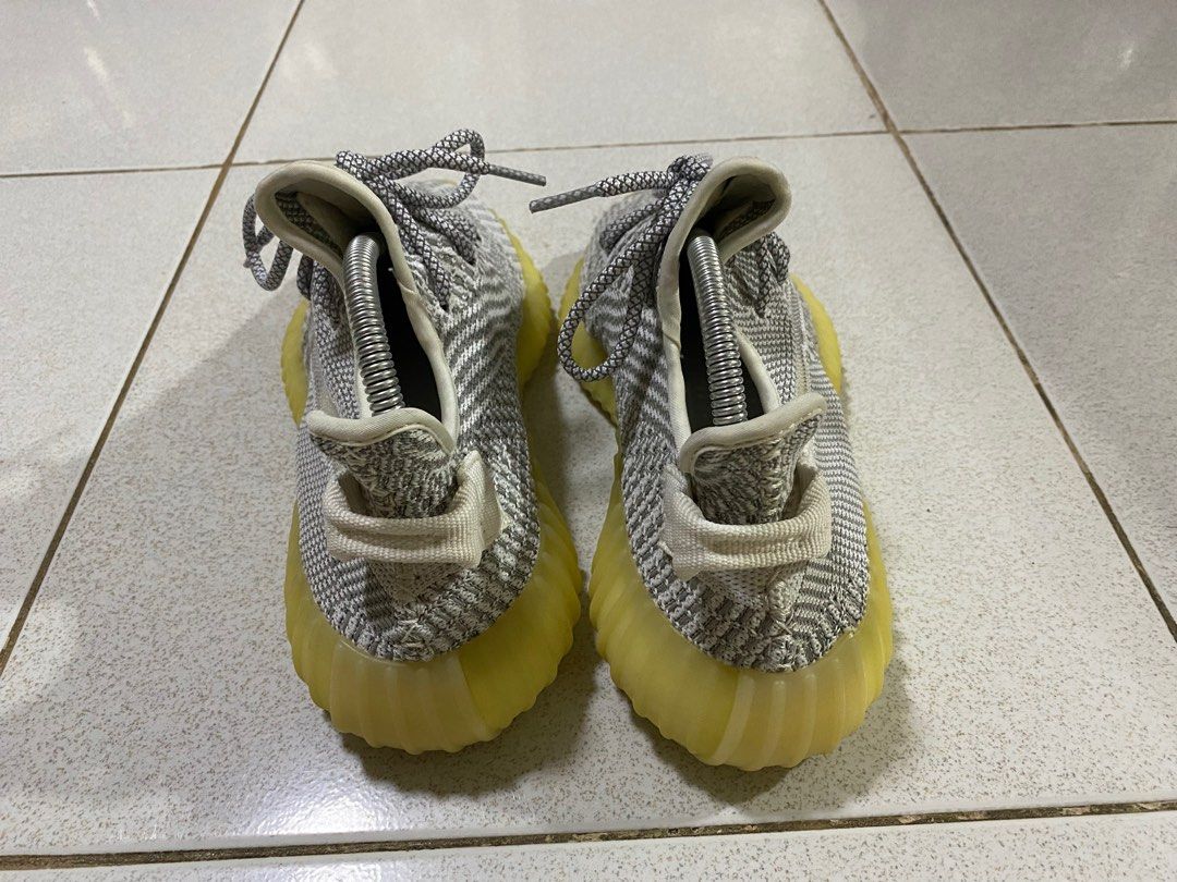 Adidas Yeezy Boost 350 V2 "Static" (Category: Sneakers) located in Manila. Submitted by jeru_313 (Listing ID 1353696074, Image 2). Description: Size: US 7 Not authentic No box Mode of Payment: GCash, Maya, or BPI Rfs: Di na kasya sa sister ko, naluluma nalang.
