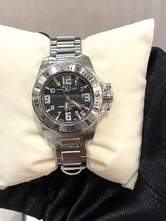 (Category: ) located in . Submitted by watchluxury888 (Listing ID 1353684157, Image 1). Description: .