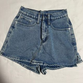 (Category: ) located in . Submitted by shopanything (Listing ID 1353688747, Image 1). Description: .