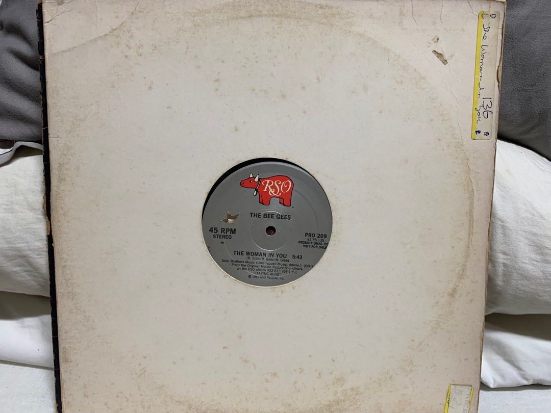 Bee Gees 12inch Imported Extended Vinyl Records (Category: Vinyls) located in Paranaque City. Submitted by seb_trading (Listing ID 1353595663, Image 2). Description: 4pc. vinyl packaged lot price will not separate good condition no skips no damage last price Paranaque area.