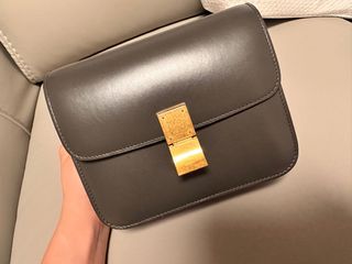 （分類：）位於 。 由 flo_pm 提交（商品編號 1353771655，圖片 1）。簡介： 。