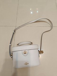 （分類：）位於 。 由 ctung0820 提交（商品編號 1353728369，圖片 1）。簡介： 。