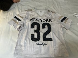 （分類：）位於 。 由 itemsforyouu 提交（商品編號 1353722817，圖片 1）。簡介： 。
