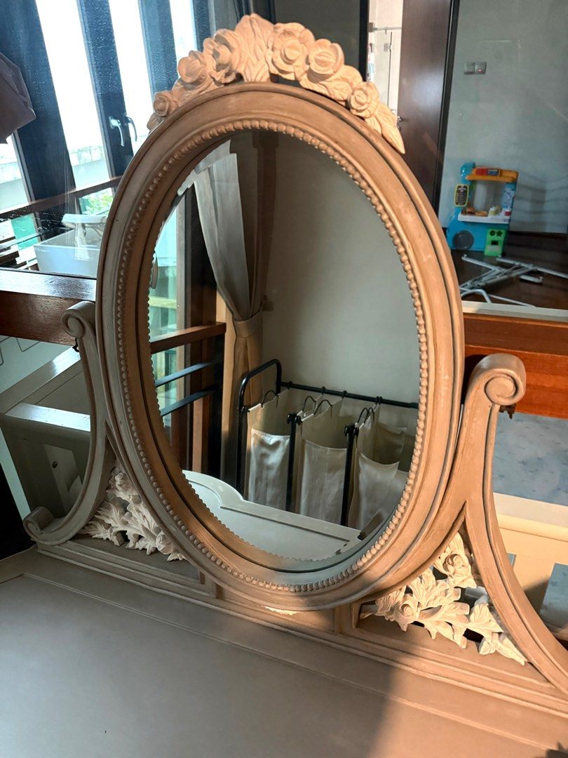 Dressing table (Category: Tables & Sets) located in Singapore. Submitted by eiffelxie (Listing ID 1353708232, Image 3). Description: French style dressing table. Bought from UK from Crown French Furniture for over £1,000. Selling cause got built in dressing table in the new place so don’t need anymore. Selling cheap for fast deal..