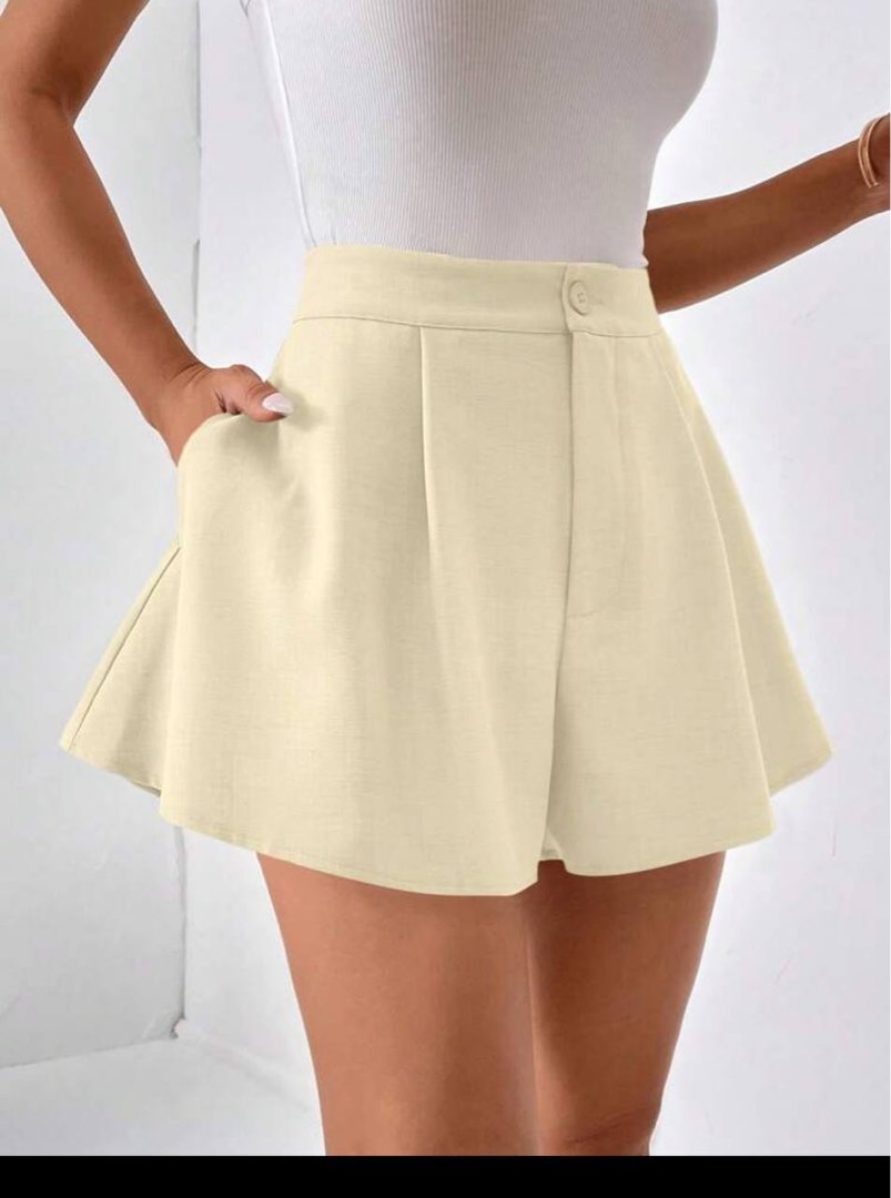 Flare Wool Shorts