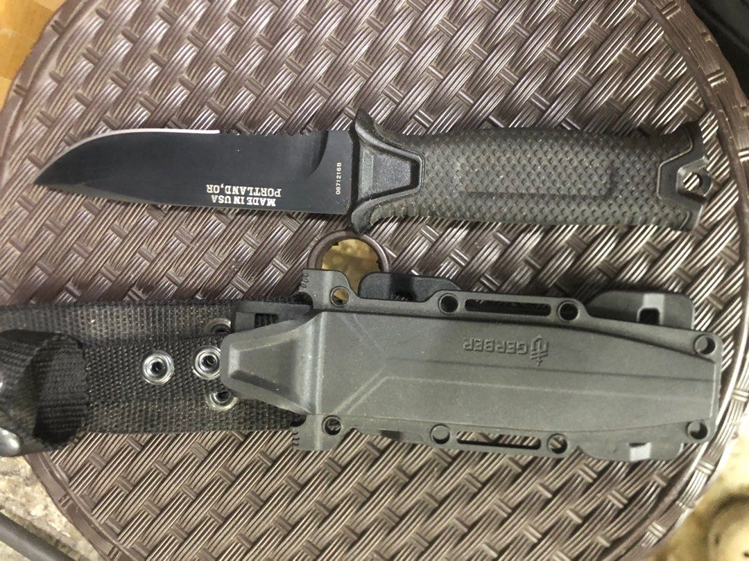 Gerber x Bear Grylls Ultimate utility Knife (Category: Hiking & Camping) located in Pasig City. Submitted by wild_rex_blaza (Listing ID 1353740385, Image 1). Description: Gerber x Bear Grylls ultimate Utility Knife Hard Plastic sheat Brand new. With box 1,480 Black stainless heavy duty steel Reason for selling: decluttering collection .