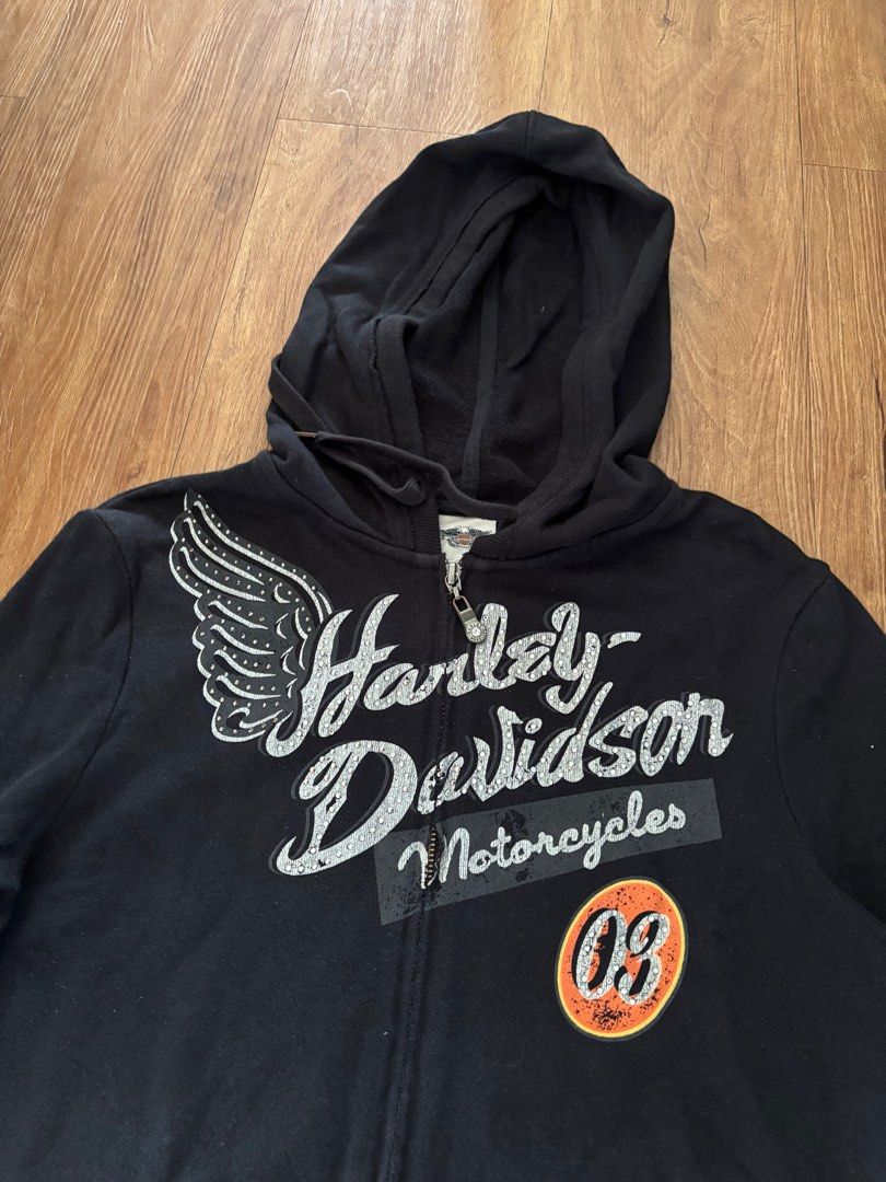 Harley Davidson Rhinestone Y2K Zip Up Jacket (Category: Coats, Jackets and Outerwear) located in Manila. Submitted by frftch (Listing ID 1353630100, Image 2). Description: Harley Davidson Women’s Zip Up Hooded Jacket Large on tag W20 x L25 .