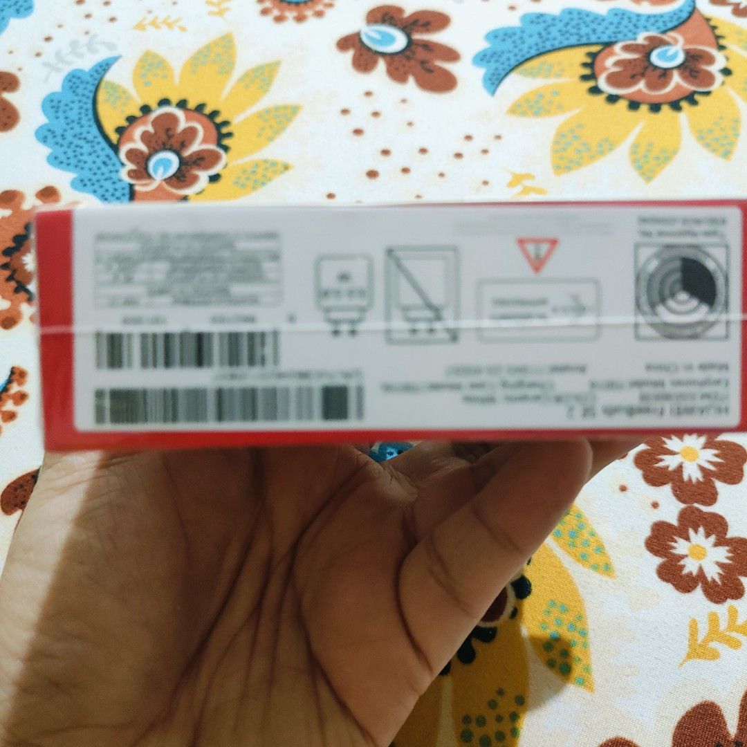 Huawei freebuds SE 2 ( original) (Category: Earphones) located in Manila. Submitted by imperialfeline (Listing ID 1353776601, Image 3). Description: matagal malowbat w/ noise cancellation sealed brandew.