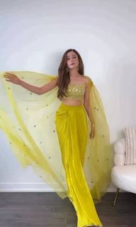 (Category: ) located in . Submitted by elegantwears (Listing ID 1353683063, Image 1). Description: .