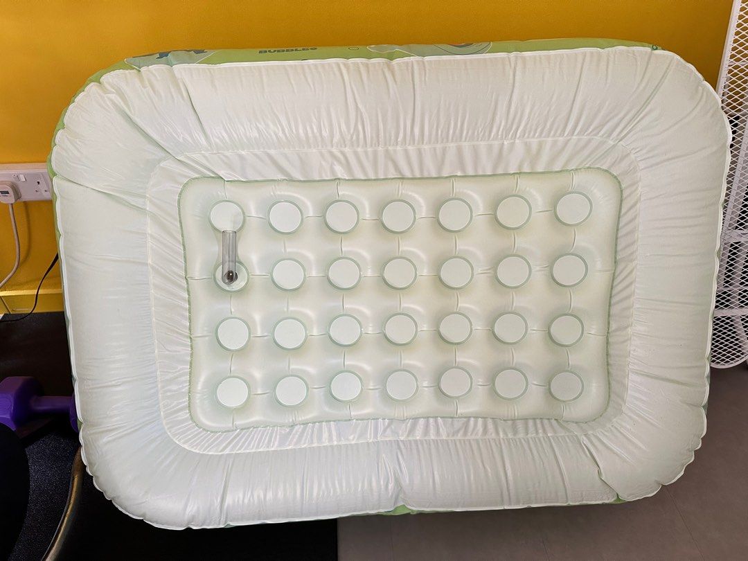 Inflatable Pool (Category: Infant Playtime) located in Singapore. Submitted by surfingfire (Listing ID 1353741672, Image 4). Description: Used once only as it is too big for my baby to play in. More suitable for toddlers and above Ext dimensions: 130cm x 95cm x 54cm Int dimensions: 95cm x 57cm x 52cm .
