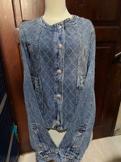 (Kategori: ) berada di . Dikirim oleh rubysofiaamira (ID iklan 1353635058, Gambar 1). Deskripsi: .