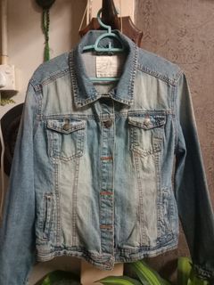 (Category: ) located in . Submitted by alysa43687 (Listing ID 1353641453, Image 1). Description: .