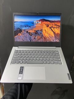 (Kategori: ) berada di . Dikirim oleh gans_shop (ID iklan 1353762197, Gambar 1). Deskripsi: .