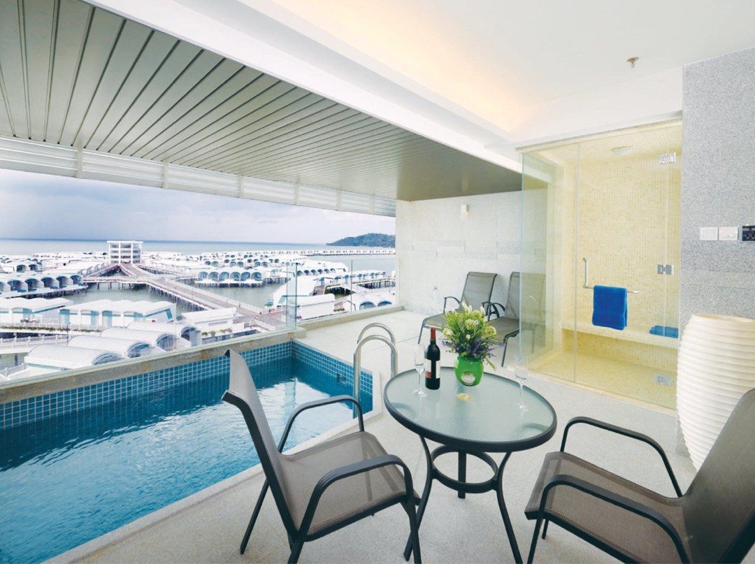 Lexis Hibiscus Skypool Villa Malaysia62853062806658112