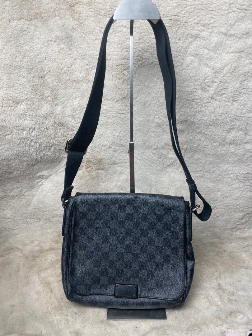 LV District PM (Category: Luxury Bags & Wallets) located in Las Pinas. Submitted by vinalcantara (Listing ID 1353694191, Image 2). Description: For Sale / Trade !! LV District PM Damier Graphite Used, good condition & bag only Php 30,000 Will send detailed pics upon request! ✔️ 📍 Loc/Meet ups: Las Piñas and Cavite 💸 PNB/BDO or Gcash 🚚 Lalamove/LBC ✔️ Unli vouch and legit check Visit @Prynne_Sole on IG! DM to purchase!.
