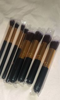 (Category: ) located in . Submitted by lilacshers (Listing ID 1353679074, Image 1). Description: .