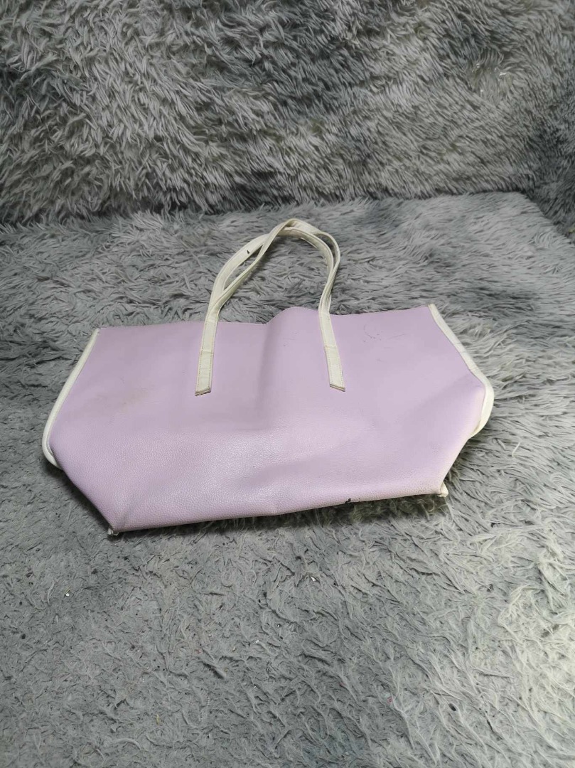 Purple Calf Leather Tote Bag Large Capacity Modern Handbag With Inner Pockets And Zipper Closure