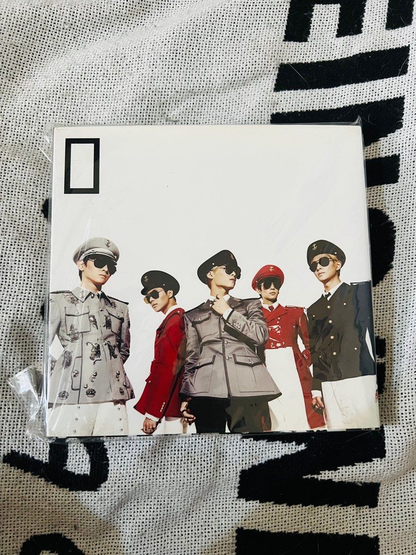 SHINEE ALBUM (Category: CDs & DVDs) located in Marikina City. Submitted by kzells13 (Listing ID 1353609640, Image 3). Description: 300 EACH.