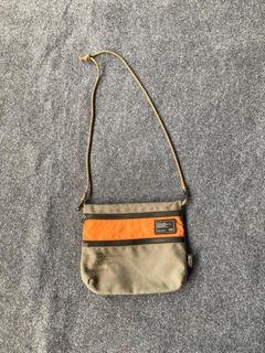 (Kategori: ) berada di . Dikirim oleh lapotathrift. (ID iklan 1353738770, Gambar 1). Deskripsi: .