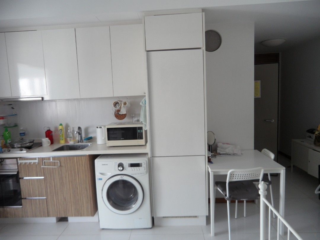 Trevista (Category: Condos & ECs) located in Singapore. Submitted by wu633 (Listing ID 1353686355, Image 3). Description: Owner renting a high floor, bright and breezy fully furnished studio unit with unblocked view at Trevista Condominium. Good size and usable balcony. With bomb shelther space that converted to storage and walk in wardrobe. Available on June 2025. Trevista has full condo facilities with 50m length pool and children pools with wa