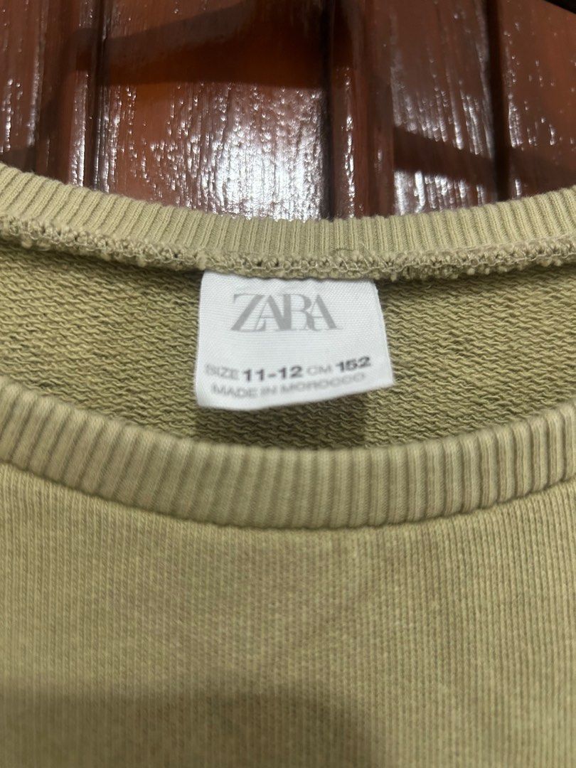 Zara Sweater Dress - Pre-loved (Category: Dresses) located in Quezon City. Submitted by etelin (Listing ID 1353737539, Image 3). Description: Zara Sweater Dress Color - Olive Green Size 11-12 kids or XS/S women.