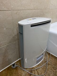 （分類：）位於 。 由 mschannnnnn 提交（商品編號 1353932492，圖片 1）。簡介： 。