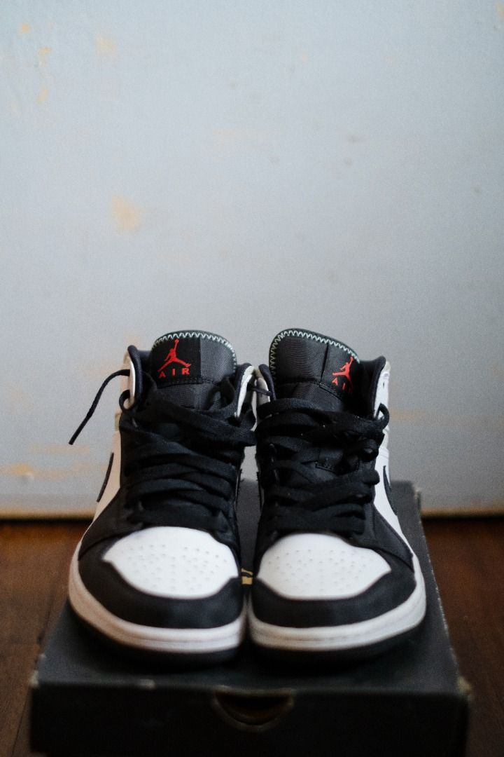 Air Jodan 1 Mid Union SE 7.5M (Category: Dress Shoes) located in Taguig. Submitted by declutter.dump (Listing ID 1353866427, Image 3). Description: Air Jordan Mid SE Union Colorway Used but not abused Box Included Local Release - Got this from Nike Ayala Malls Manila Bay RFS: Decluttering.