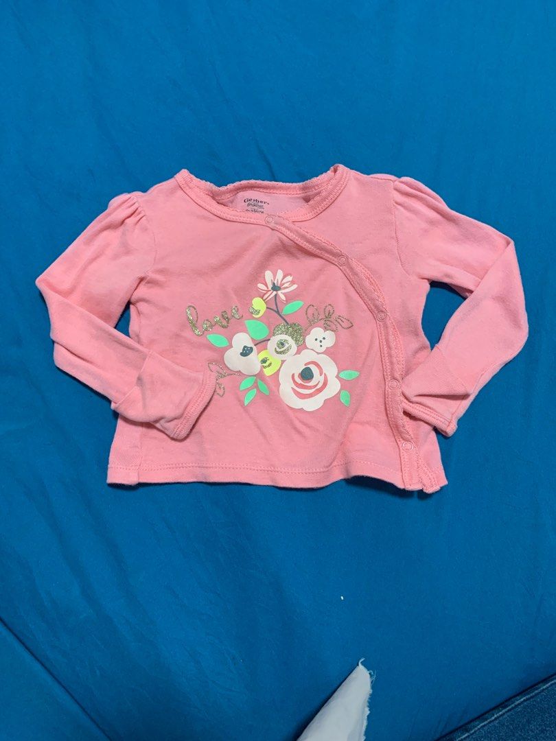 Baby Cardigan 6m (Category: Babies & Kids Fashion) located in Hermosa. Submitted by ninangjill (Listing ID 1353897803, Image 1). Description: .
