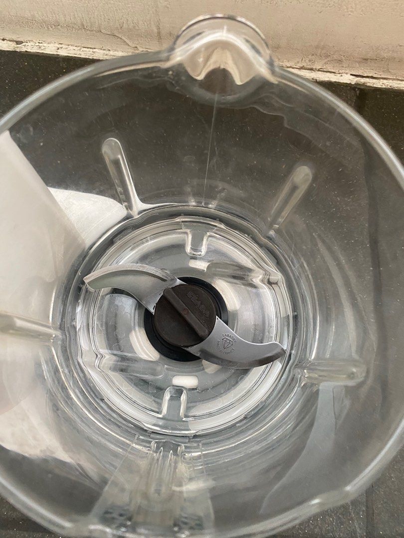 Beaba Babycook Neo (Category: Weaning & Toddler Feeding) located in Quezon City. Submitted by zelev (Listing ID 1353793175, Image 3). Description: Beaba Babycook Neo (glass) White, gray, and light blue Complete set, no box Working well With some scratches No payment, no reservation..