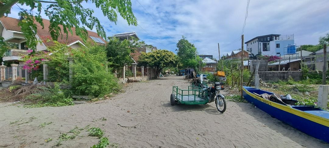 Beach Front La Union (Category: Lot) located in Baguio. Submitted by free_smlxrealty (Listing ID 1353832888, Image 3). Description: Prime 205sqm Titled Beachfront Property in La Union 🌅🏖️ Imagine waking up to the serene sounds of the ocean and breathtaking sunrise views over the pristine shores of La Union. This prime 205sqm titled beachfront property offers the perfect canvas for your dream beach house or investment getaway. Nestled in a sough