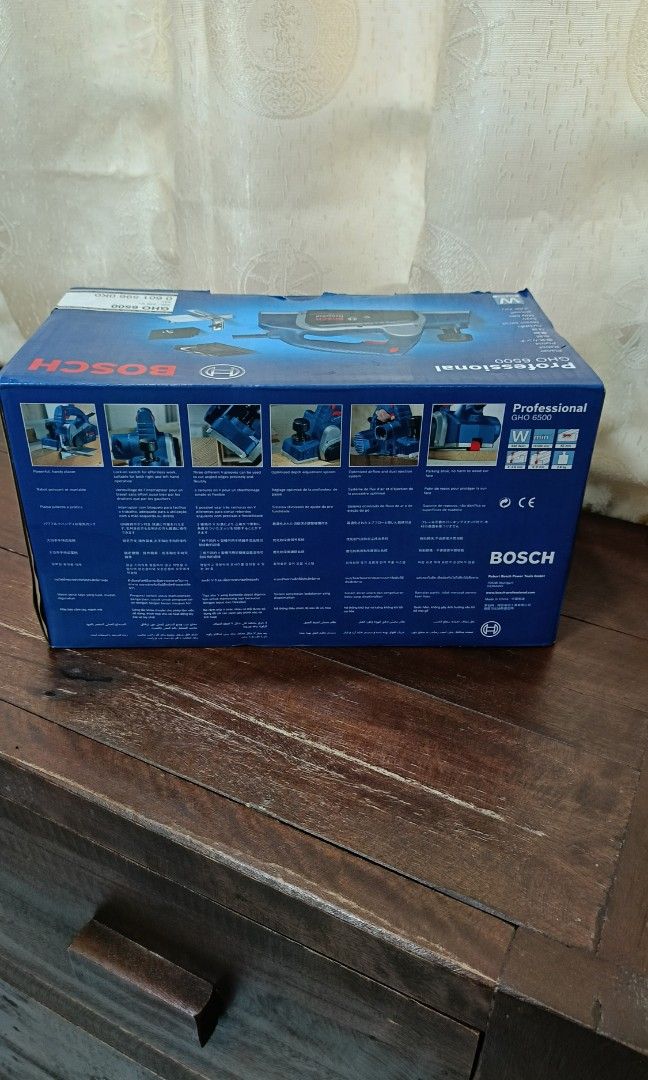 1 unit Bosch Professional Planer GHO 6500 (Category: Construction Tools & Equipment) located in San Mateo. Submitted by the_shala_chic (Listing ID 1353790089, Image 3). Description: !!!MAJOR PRICE REDUCTION!!! !!!GET THIS NOW!!! !!!FINAL PRICE!!! -Bought in 2021 at Handyman -Kept and never used -G-Cash payment only -Buyer arranges delivery and shoulders fees -Seller's details are provided upon final agreement *PLEASE BE ADVISED: Seller will not r