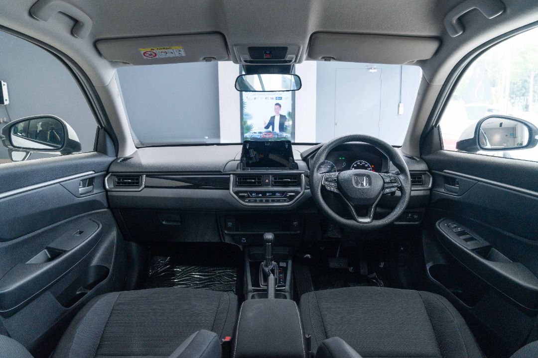 BRAND NEW HONDA WR-V! PROMO! POPULAR, UP-AND-COMING CAR FROM HONDA62872682855426114