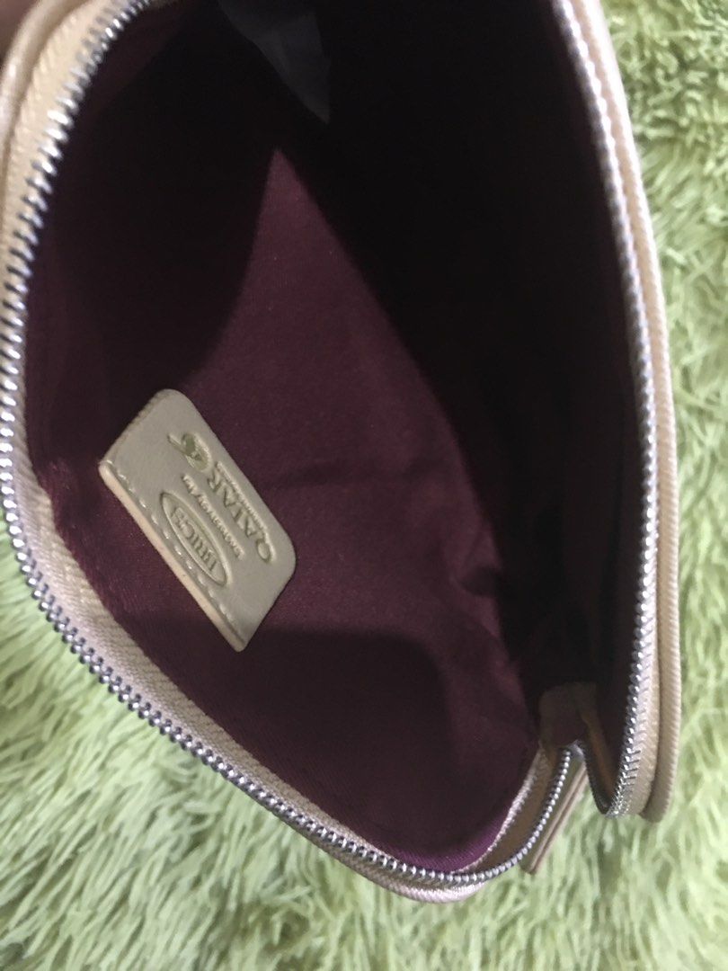 brics (Category: Luxury Bags & Wallets) located in Mexico. Submitted by needtoletgo87 (Listing ID 1353899264, Image 3). Description: .