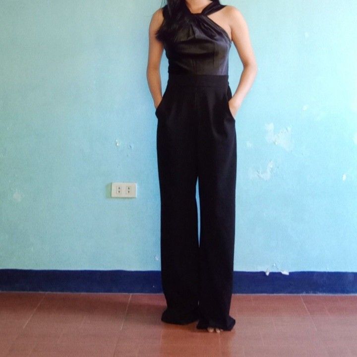 Classy Black Jumpsuit (Category: Jumpsuits) located in Porac. Submitted by declutterwithargel (Listing ID 1353942012, Image 3). Description: Perfect for events Super ganda in person.