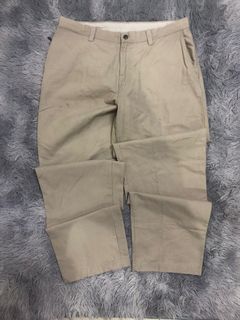 (Category: ) located in . Submitted by yourwardrobepreloved (Listing ID 1353956129, Image 1). Description: .