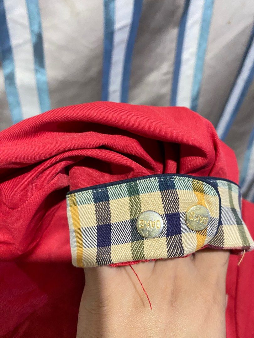 DAKS (Category: Coats, Jackets and Outerwear) located in Consolacion. Submitted by hyra28 (Listing ID 1353924607, Image 3). Description: Maganda Vibrant pa ang color.