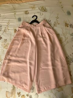 (Category: ) located in . Submitted by muditas (Listing ID 1351472700, Image 1). Description: .