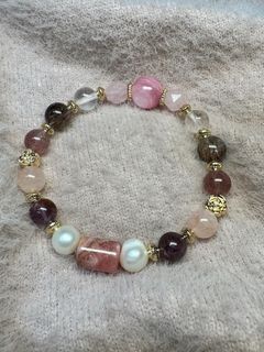 (Category: ) located in . Submitted by shopwithsel (Listing ID 1353858922, Image 1). Description: .