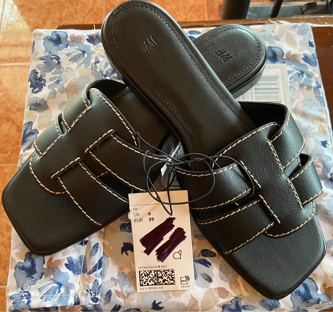 H&M leather slides (Category: Flats & Sandals) located in Bacoor. Submitted by scmom (Listing ID 1353821044, Image 1). Description: Premium selections Credit to the owner last 4 pix posted RFS wrong size.