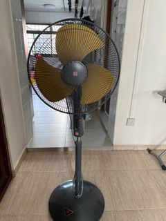 (Category: ) located in . Submitted by noscamsplease (Listing ID 1353880676, Image 1). Description: .