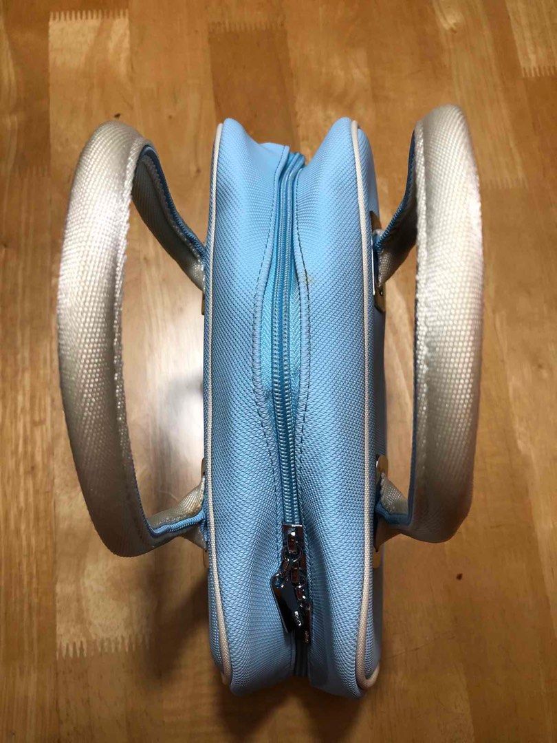 Lacoste Classic II 17 Handbag Sky Blue (Category: Shoulder Bags) located in Mandaluyong City. Submitted by irenealejandro (Listing ID 1353908332, Image 3). Description: Pre-loved Lacoste.