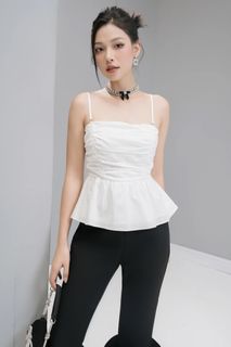 (Category: ) located in . Submitted by clearmywardrobesize.xs.s (Listing ID 1353931471, Image 1). Description: .