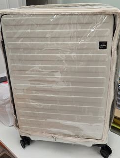 （分類：）位於 。 由 antonyludus 提交（商品編號 1353956872，圖片 1）。簡介： 。