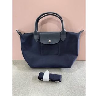 (Kategori: ) berada di . Dikirim oleh salsabilaa94238 (ID iklan 1353912041, Gambar 1). Deskripsi: .