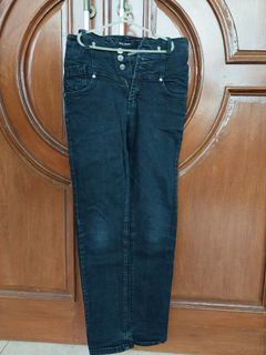 (Kategori: ) berada di . Dikirim oleh reshav123 (ID iklan 1353793374, Gambar 1). Deskripsi: .