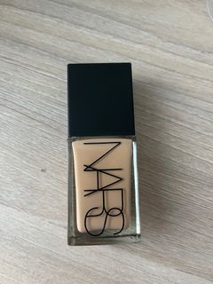 （分類：）位於 。 由 yau_0331 提交（商品編號 1353852421，圖片 1）。簡介： 。