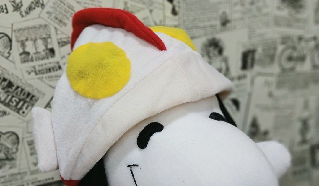 Rare Peanuts Snoopy Ultraman Big Plush Toy - Made in Japan (Category: Plushies & Soft Toys) located in Paranaque City. Submitted by makalumavintagestoreph (Listing ID 1353910700, Image 2). Description: Rare Peanuts Snoopy Ultraman Big Plush Toy - Made in Japan Condition: As is (Well used) Price: P600 Size: 30 cm Note: Tag has already faded.
