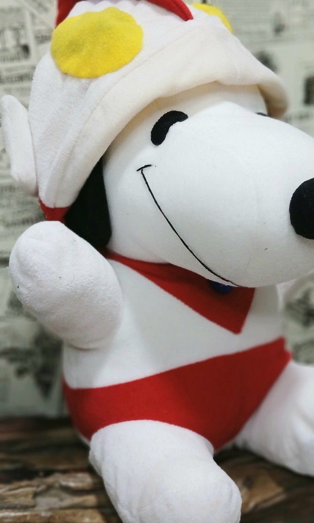 Rare Peanuts Snoopy Ultraman Big Plush Toy - Made in Japan (Category: Plushies & Soft Toys) located in Paranaque City. Submitted by makalumavintagestoreph (Listing ID 1353910700, Image 3). Description: Rare Peanuts Snoopy Ultraman Big Plush Toy - Made in Japan Condition: As is (Well used) Price: P600 Size: 30 cm Note: Tag has already faded.
