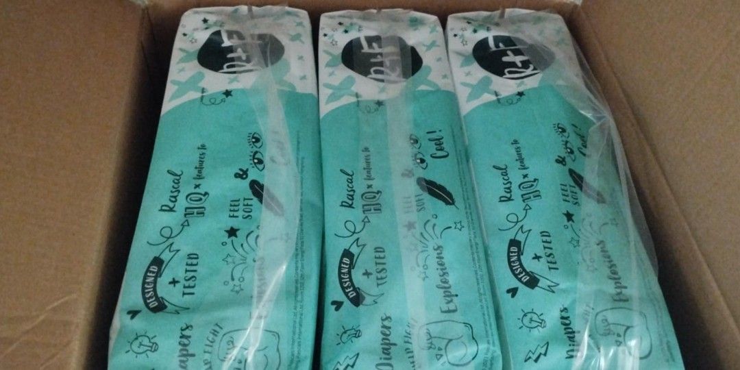 RASCAL+FRIENDS SMALL TAPE 70OCS. (Category: Diapers & Baby Wipes) located in Manila. Submitted by sweetieteapascua (Listing ID 1353935104, Image 3). Description: RASCAL+FRIENDS SMALL TAPE 70PCS. 1BOX 3PACKS 210PCS-2350 PESOS MANUFACTURED DATE 2024 EXPIRATION DATE 2027 PAYMENT-COD, GCASH, BANKTRANSFER.