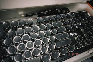 （分類：）位於 。 由 RandyDMW 提交（商品編號 1353839367，圖片 1）。簡介： 。